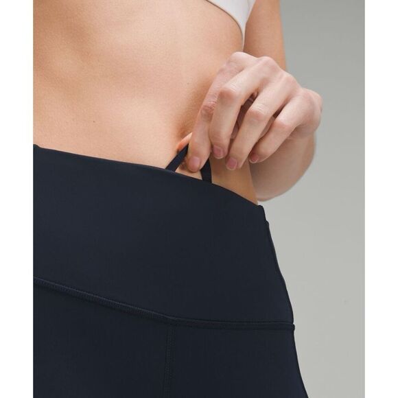 Lululemon Fast and Free High-Rise Shorts size 10 Black Athletic - Picture 3 of 12